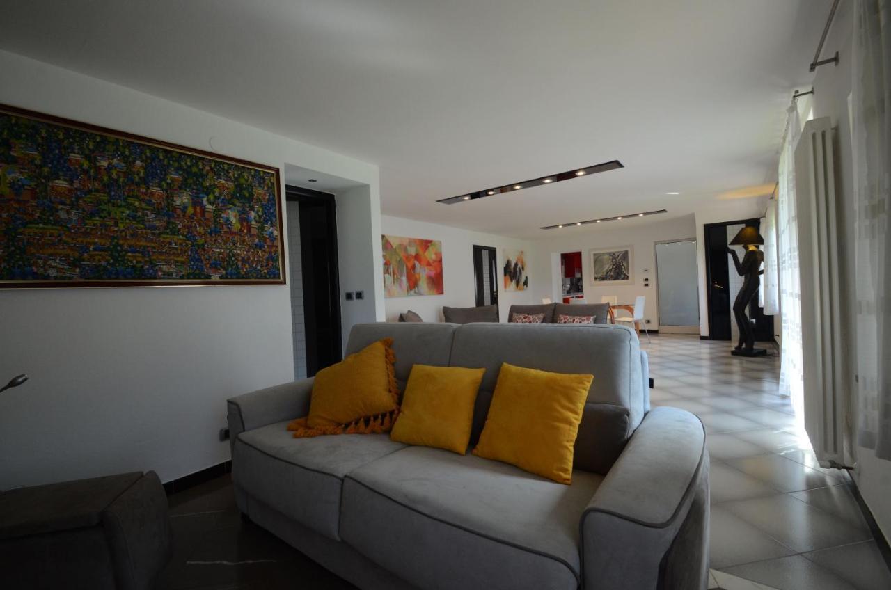 Pikes Villa Pulfero Екстериор снимка