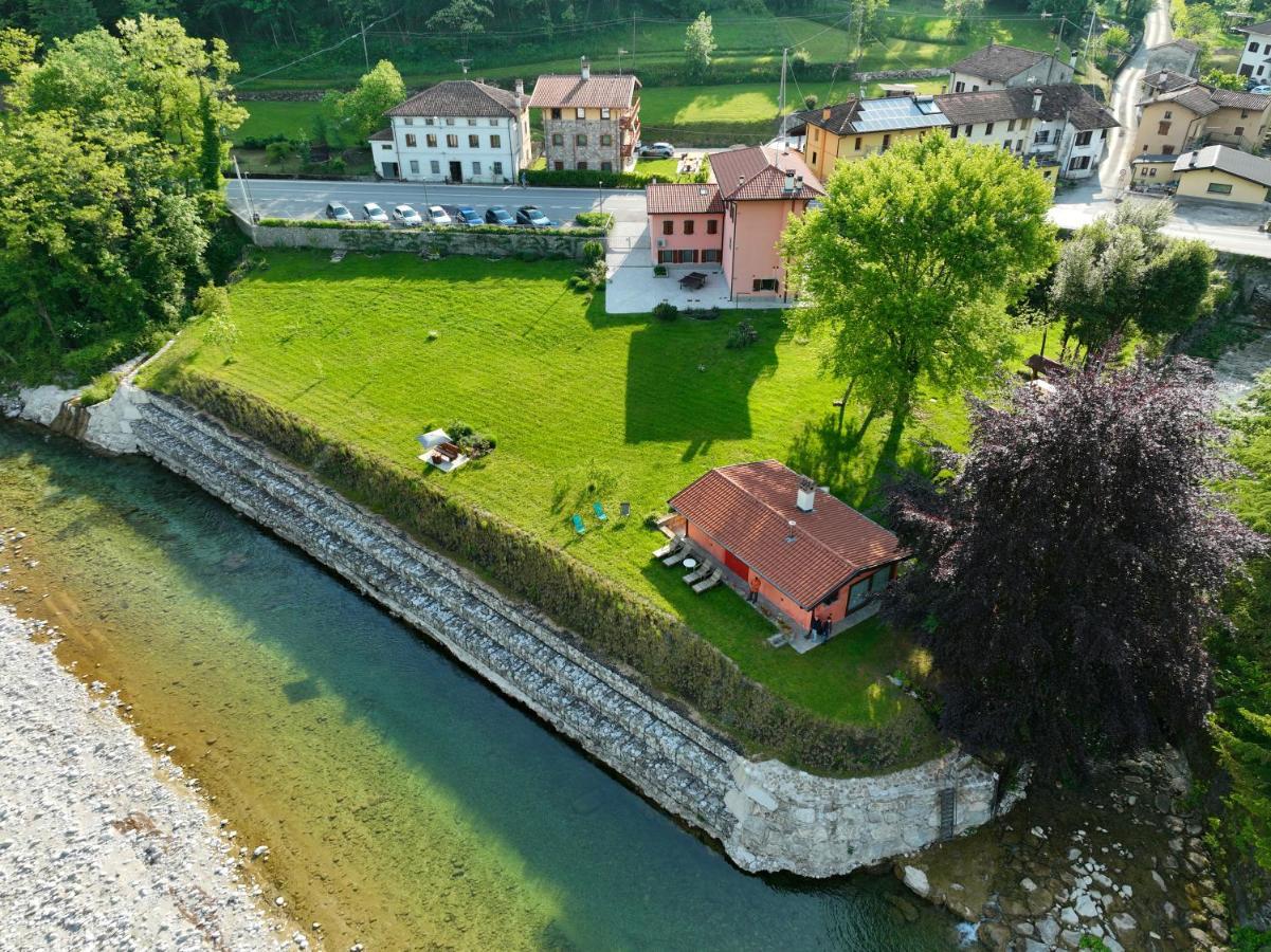 Pikes Villa Pulfero Екстериор снимка