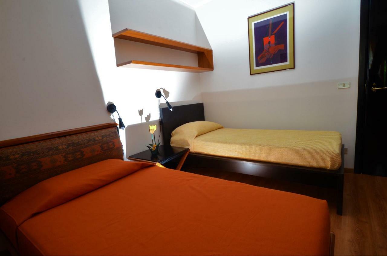 Pikes Villa Pulfero Екстериор снимка